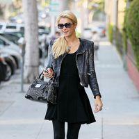 Paris Hilton runs errands in Beverly Hills | Picture 111756